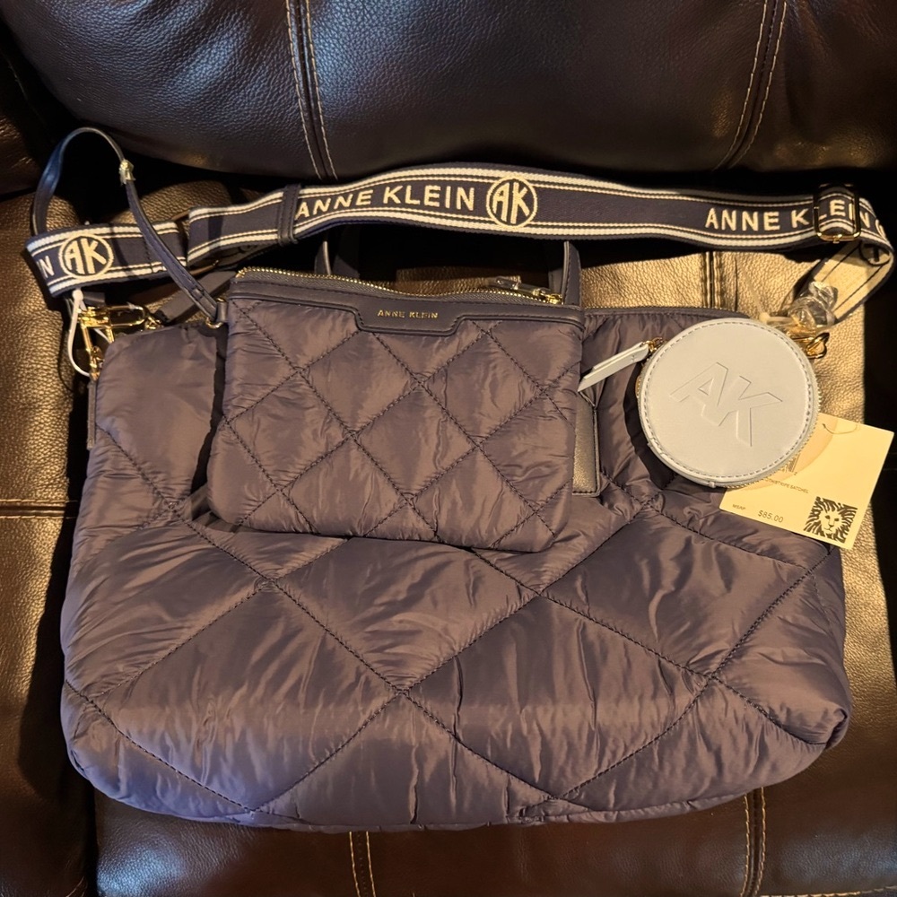 ✨ NWT Anne Klein Blue Quilted Satchel Weekender or Overnight Bag ✨